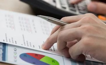出纳年终总结个人总结及计划7篇