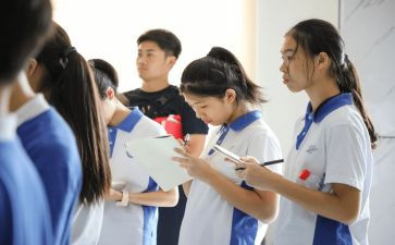 初中生课前三分钟演讲稿6篇