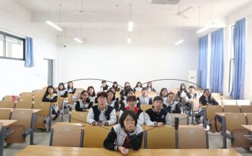 大学班级主题活动总结8篇