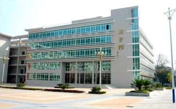 大专大三自我鉴定7篇
