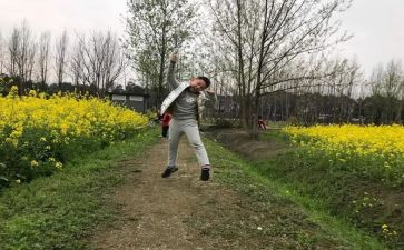 《儿时》读后感7篇