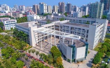 高校年度个人总结最新6篇