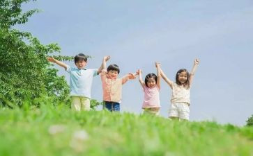 蒙氏幼儿园孩子月总结8篇