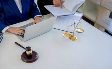 年律师工作总结5篇