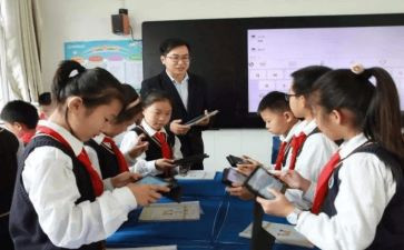 l幼儿园中班年级组长工作总结5篇