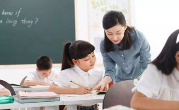 年级组长年度工作总结6篇