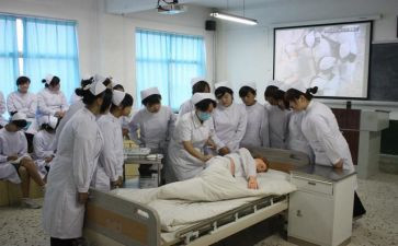卫校中专生自我鉴定参考6篇