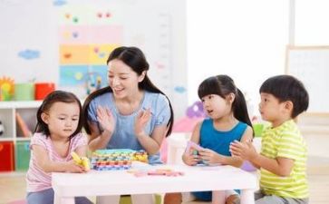 2幼师月工作总结推荐7篇