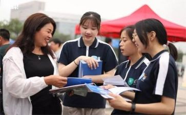 回学校招生演讲稿8篇