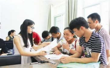 大学生助学金申请书模板7篇